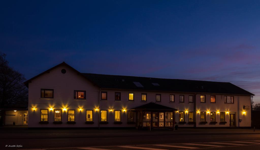 Sdr. Omme Kro & Hotel Exteriér fotografie