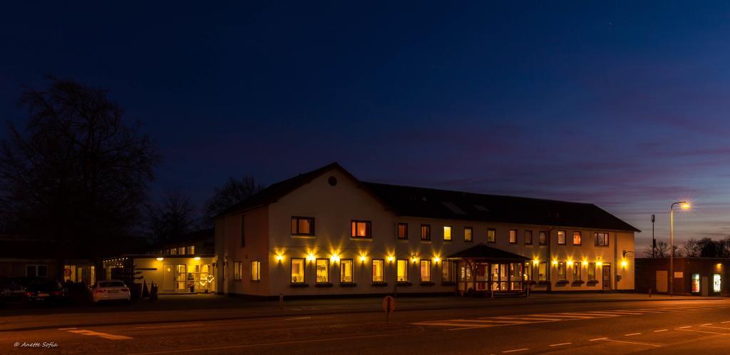 Sdr. Omme Kro & Hotel Exteriér fotografie
