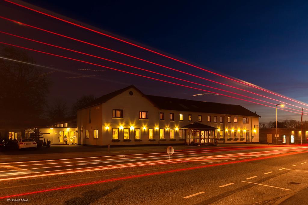 Sdr. Omme Kro & Hotel Exteriér fotografie